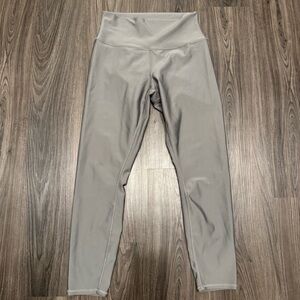 ALO Airlift Leggings, Size L
